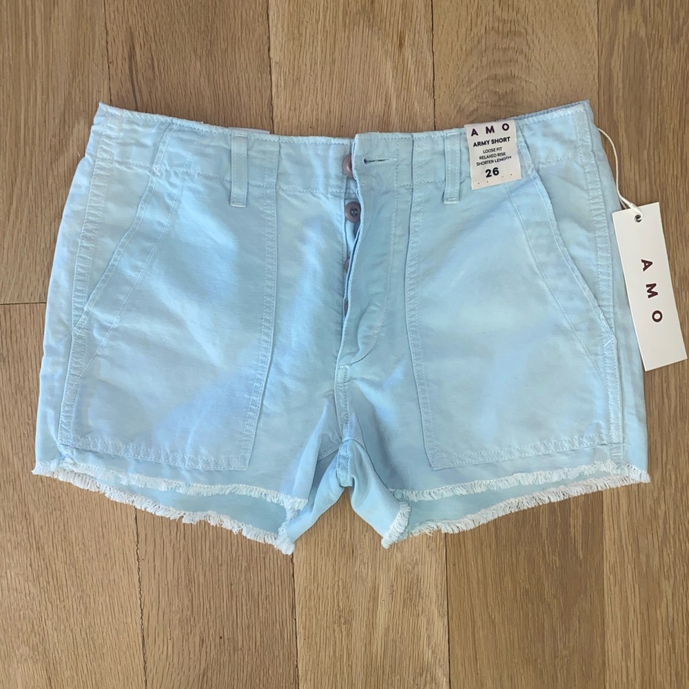 AMO ARMY SHORT loose fit/relaxed rise /shorter length/raw hem/pockets Size 26